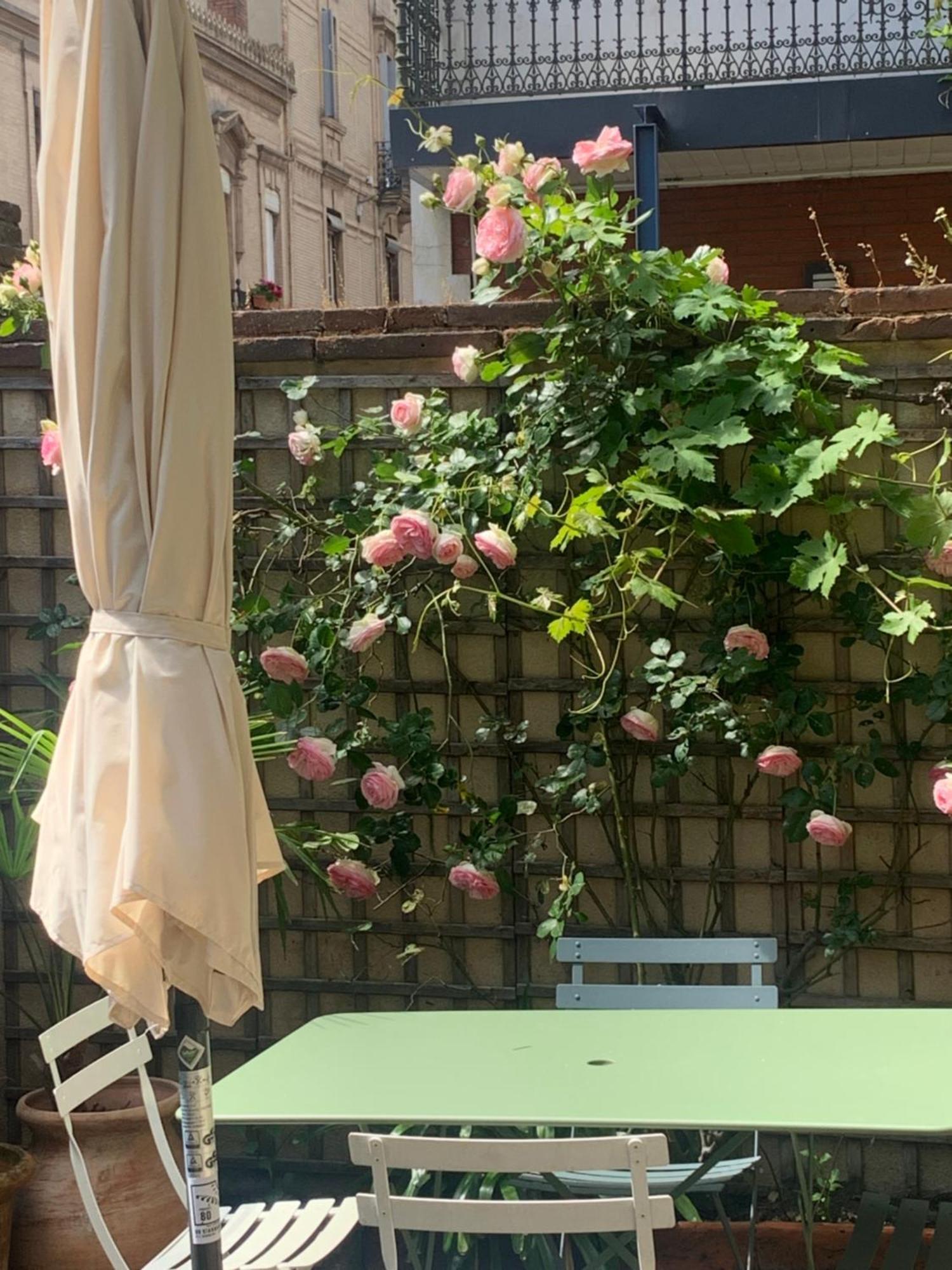 Les Loges Des Chalets Toulouse Exterior photo