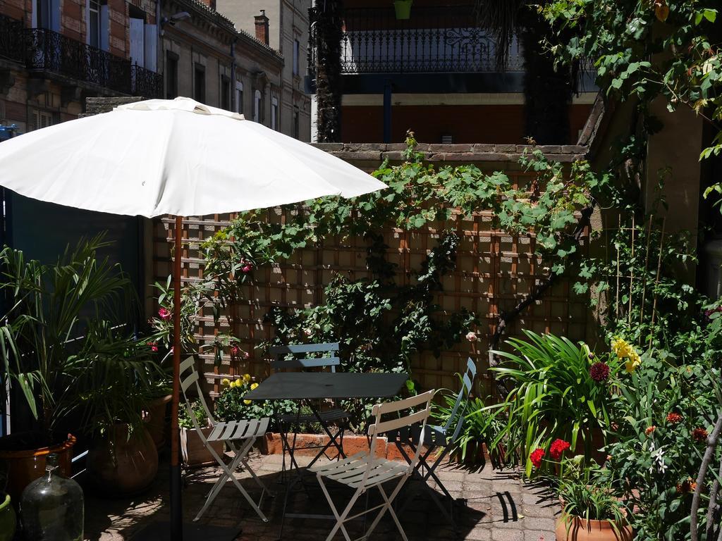 Les Loges Des Chalets Toulouse Exterior photo